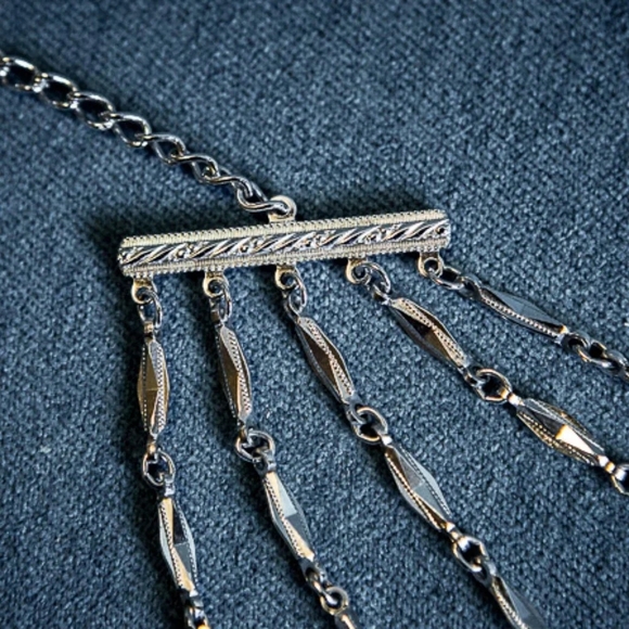 Vintage 5 Strand Tiered Silver Tone Necklace - Picture 4 of 8